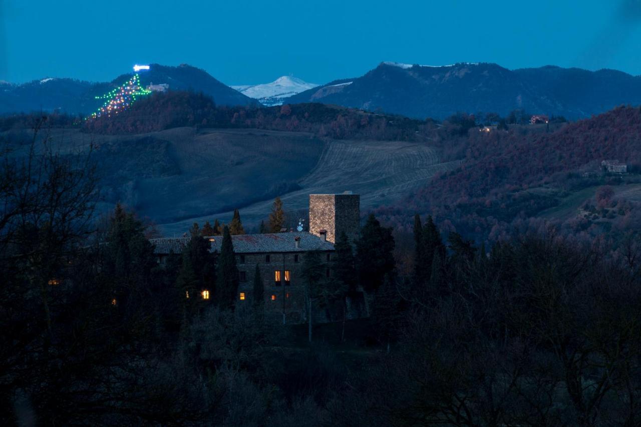 Castello Di Petroia Dimora D'Epoca 호텔 구비오 외부 사진